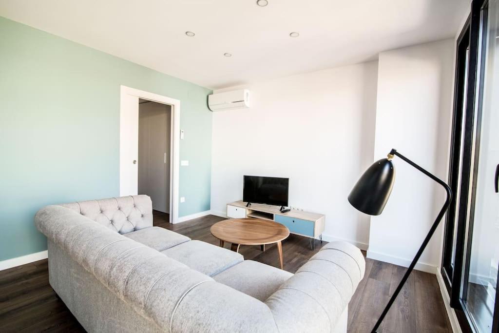3-2 Apartamento De Diseno En El Centro De Reus Apartment ภายนอก รูปภาพ