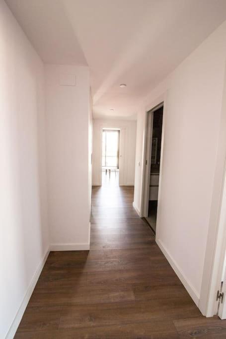 3-2 Apartamento De Diseno En El Centro De Reus Apartment ภายนอก รูปภาพ